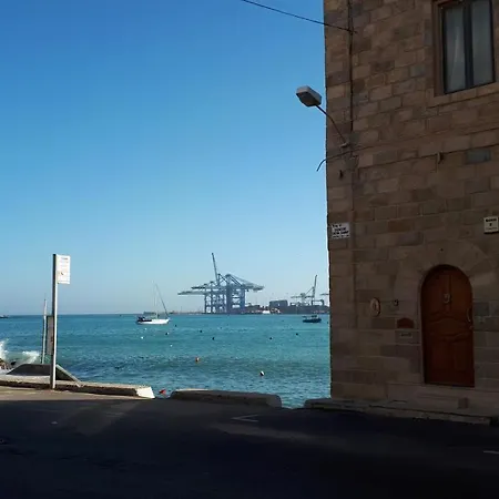 Vendégház The Boat House Birżebbuġa